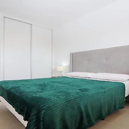 R-9938 Gala Apartman *